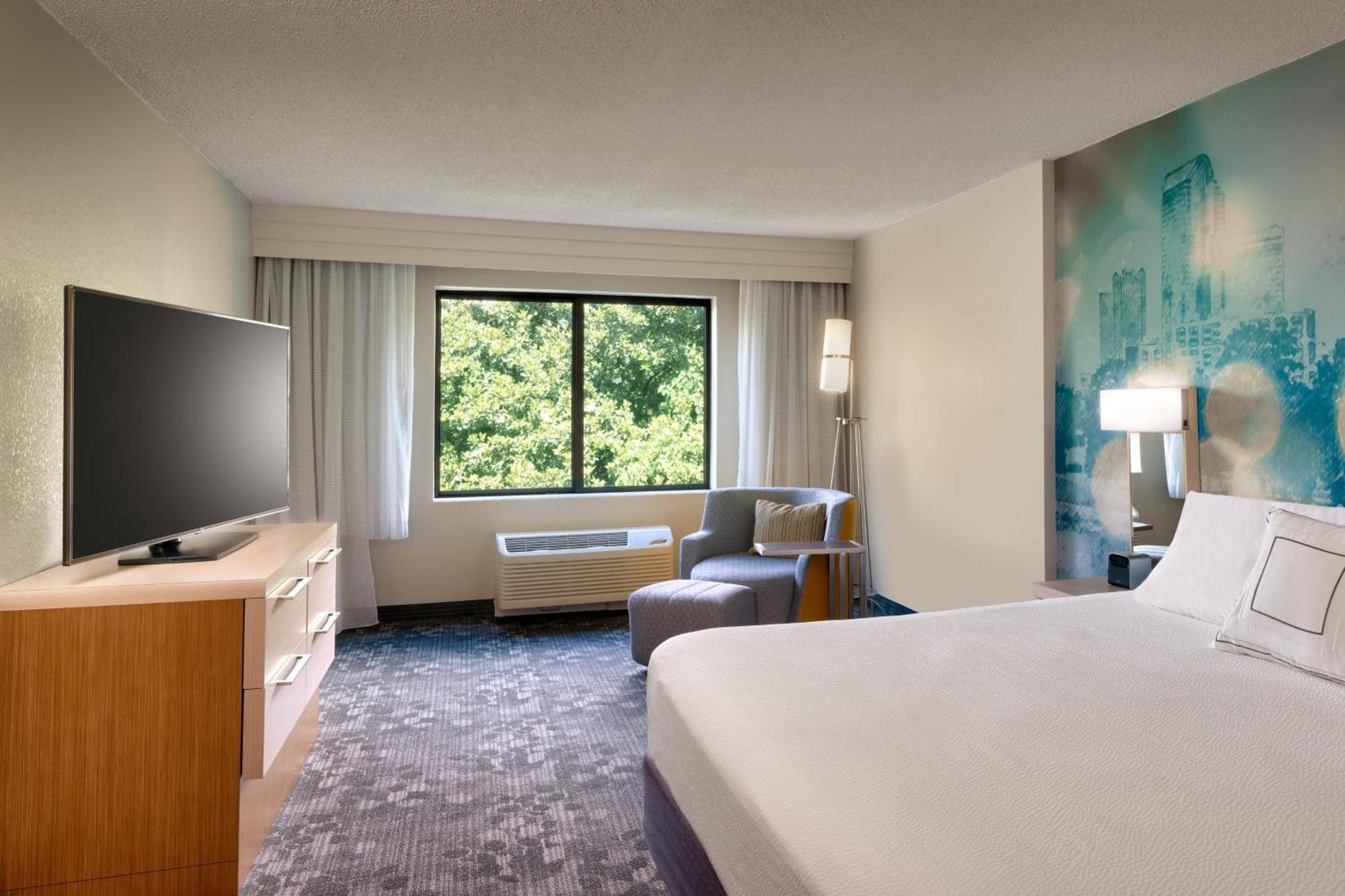 Courtyard By Marriott Charlotte Airport Loso Екстериор снимка