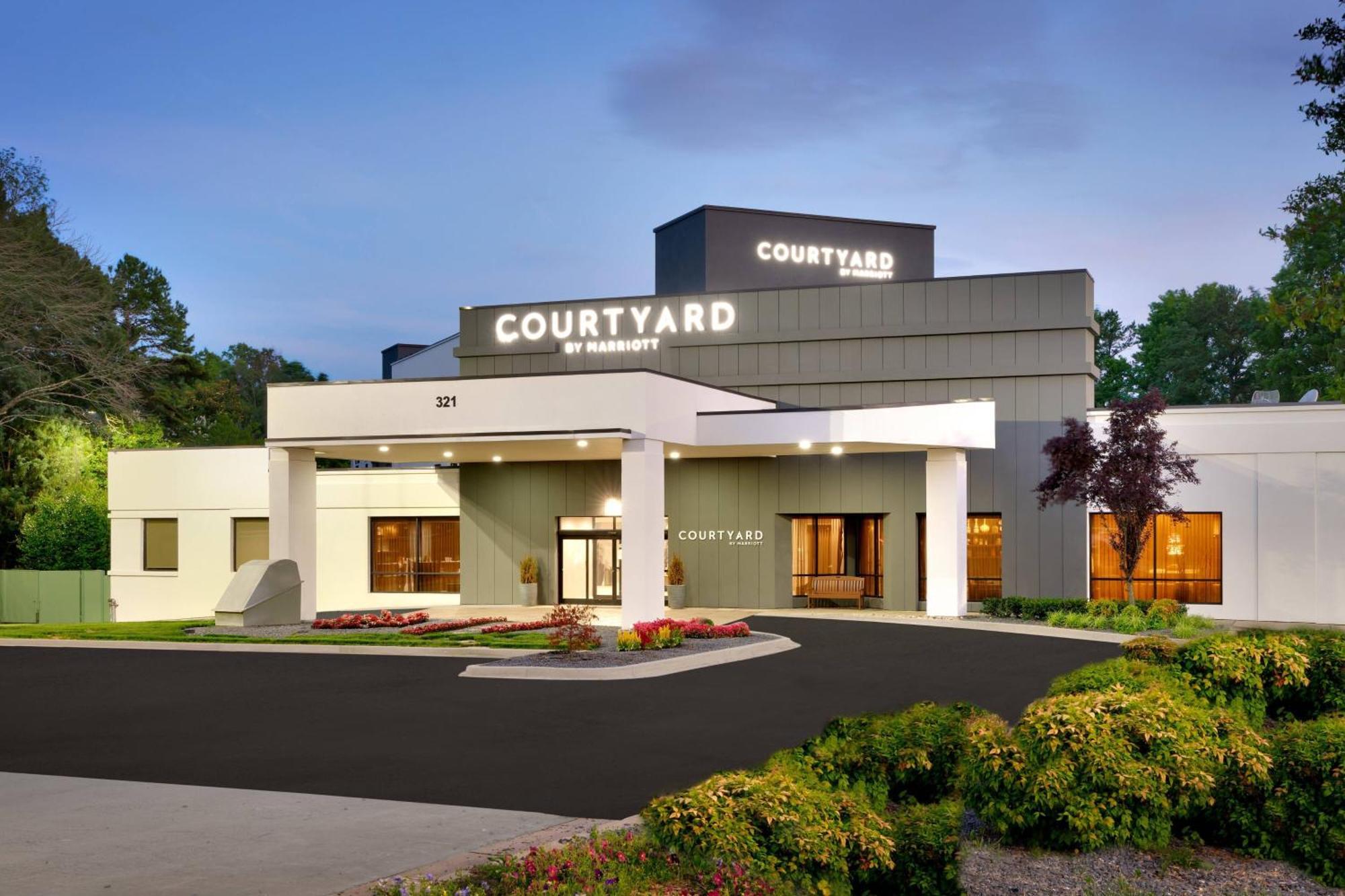 Courtyard By Marriott Charlotte Airport Loso Екстериор снимка