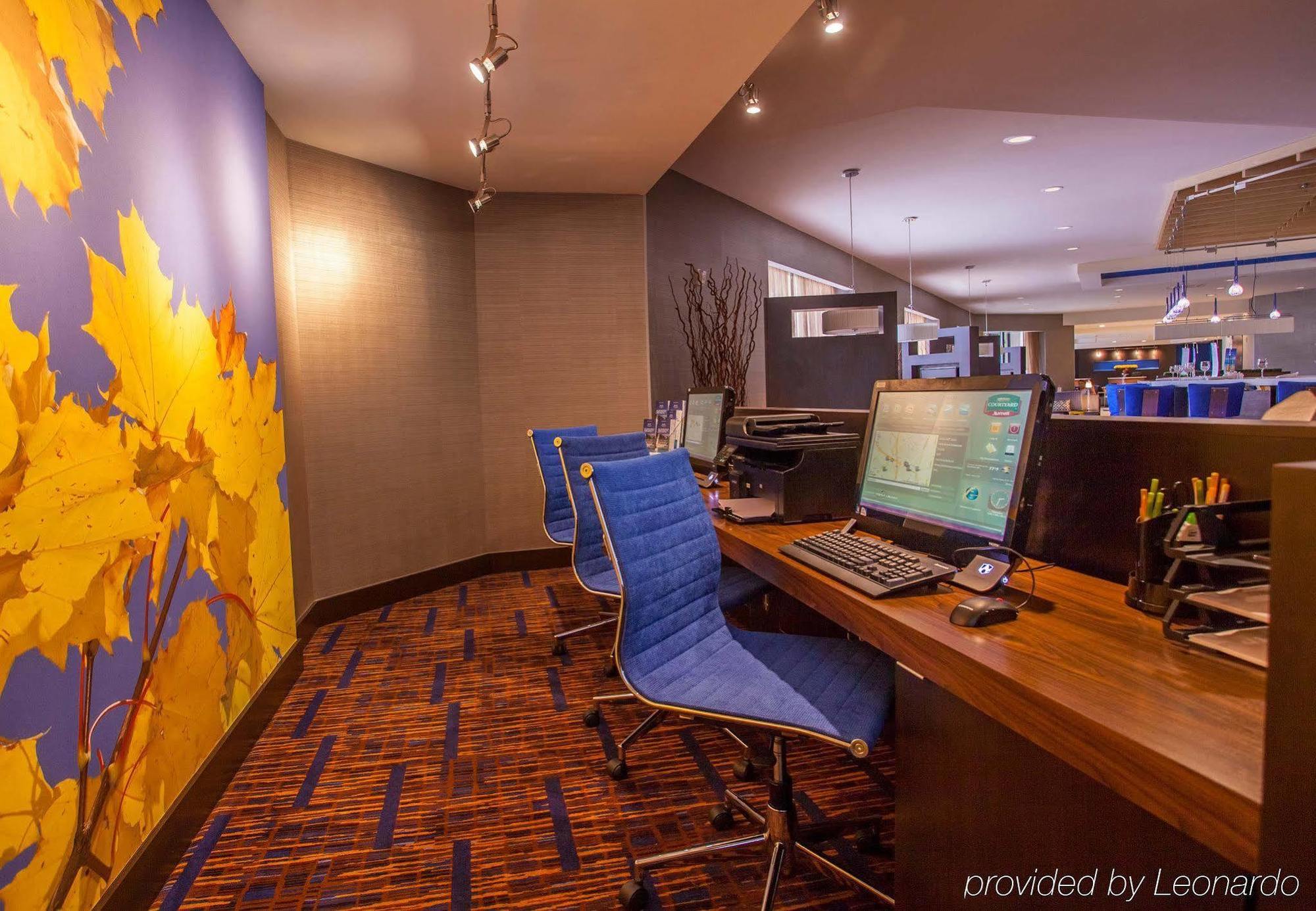 Courtyard By Marriott Charlotte Airport Loso Бизнес снимка